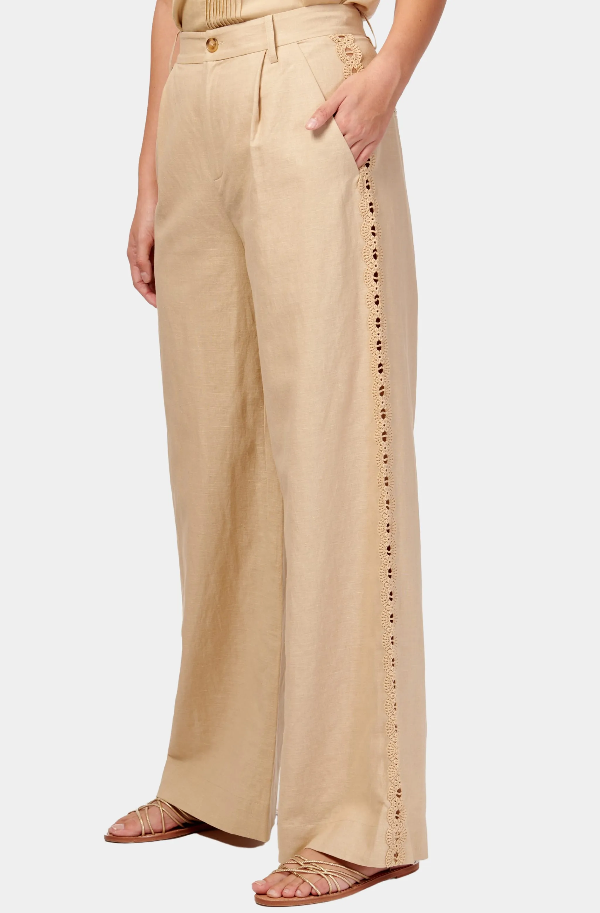 Akhila Pant