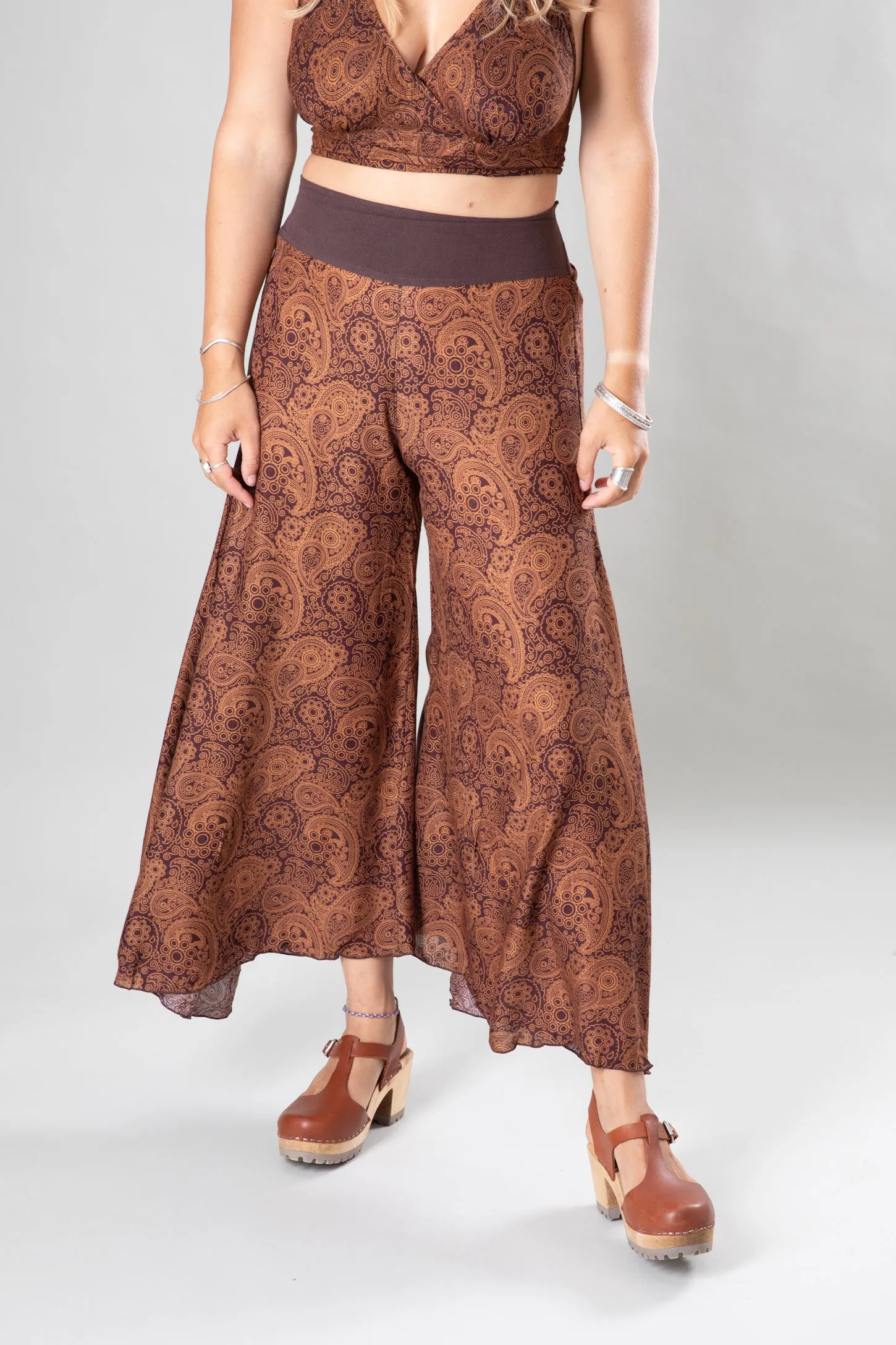 Aria Paisley Gaucho Pants