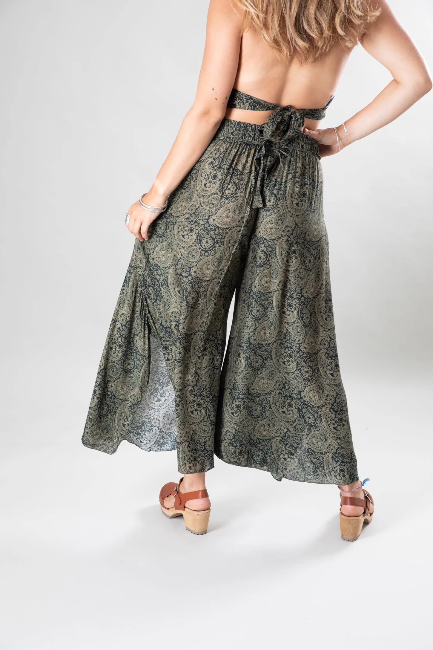 Aria Paisley Gaucho Pants