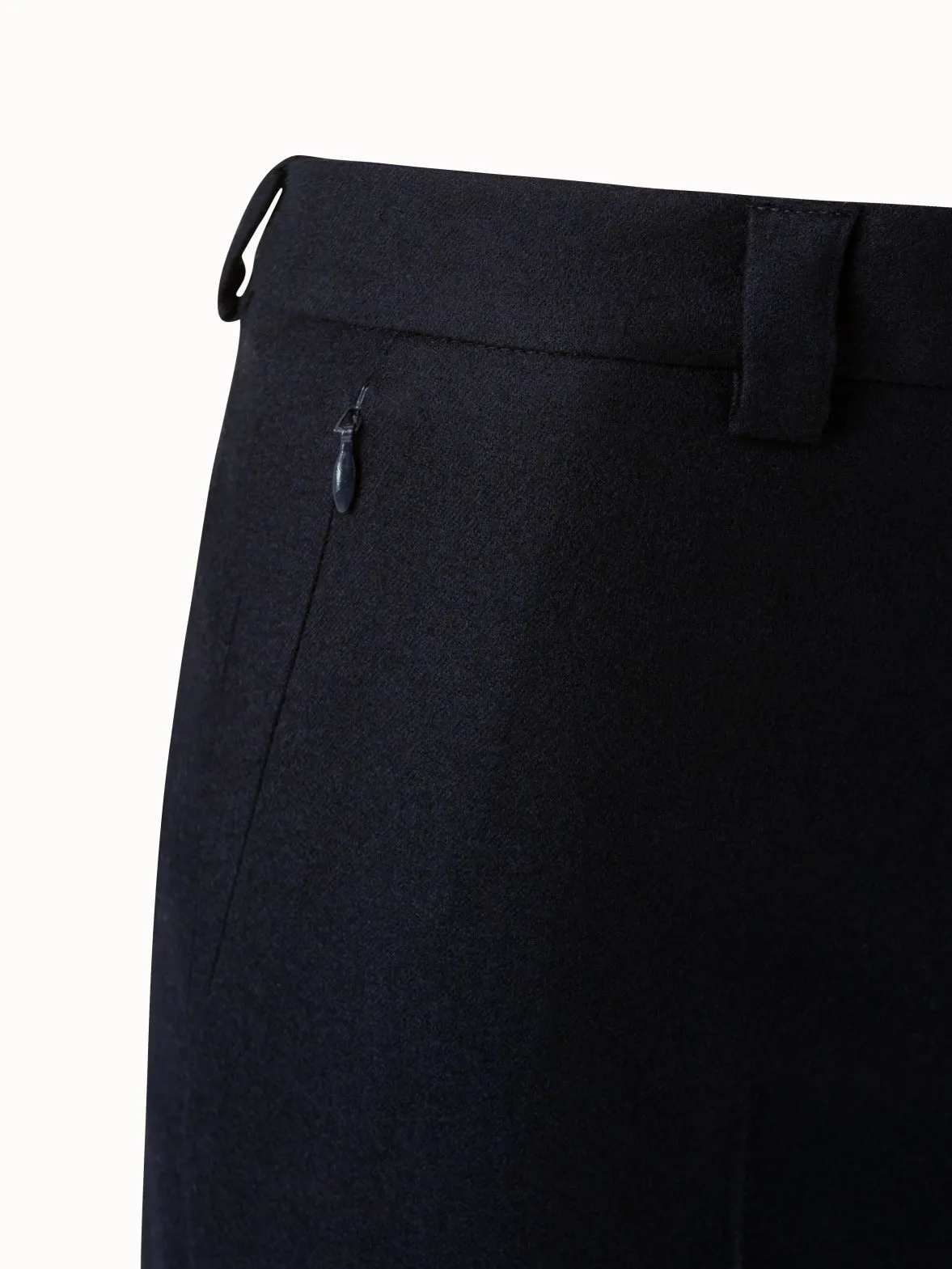 Tapered 7/8 Hose aus Woll-Stretch-Flanell